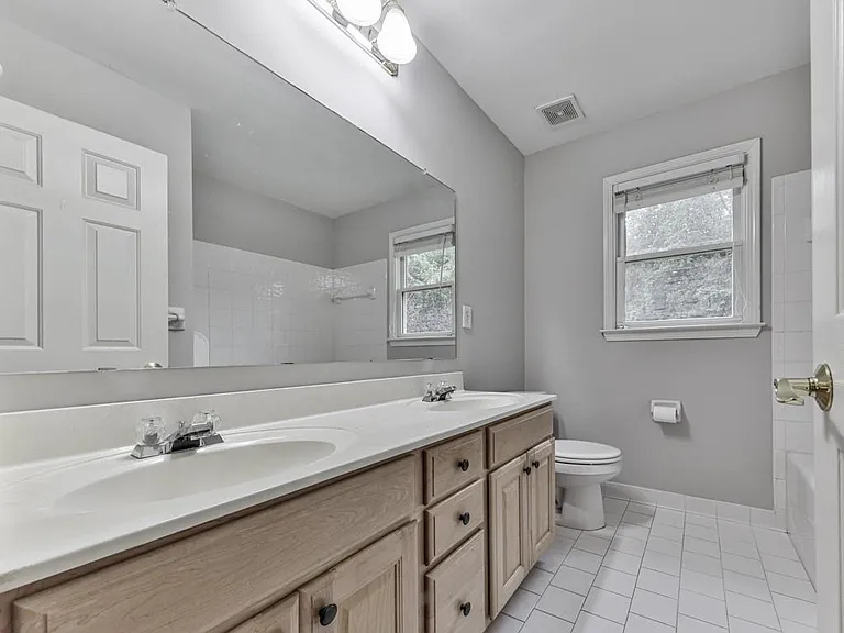 408 Sixes Dr — Photo 33