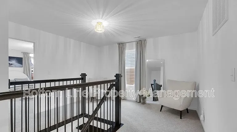 242 Lacewing Dr — Photo 10