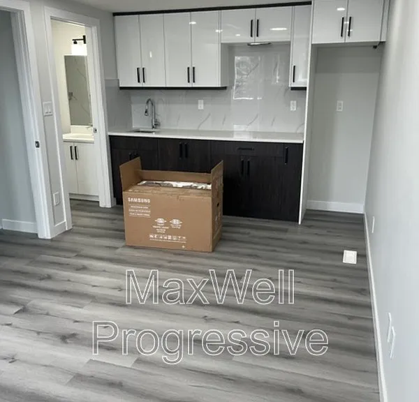 10821 112th St NW #1 — Photo 23