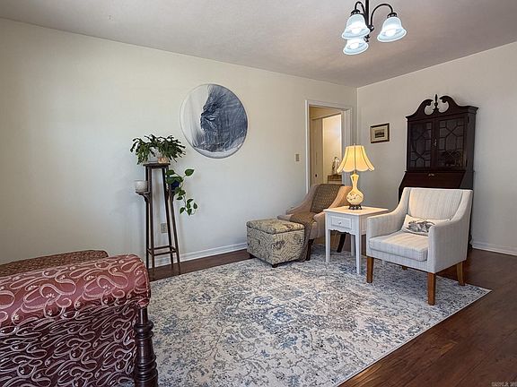 4th image of 2619 Oak Meadow Pl
