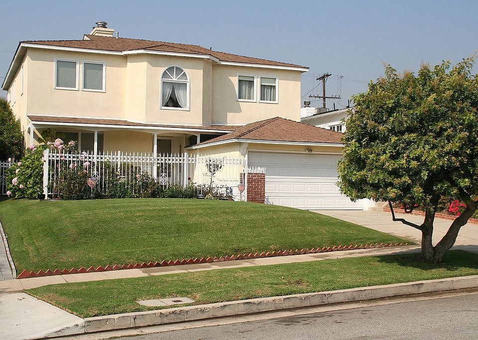Cheviot Hills Traditional