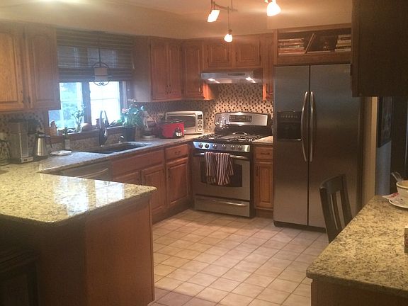 Gourmet Kitchen on First Floor