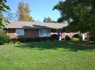 2452 Hawk Creek Rd, London, KY 40741