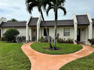 163 Lake Susan Ln, West Palm Beach, FL 33411