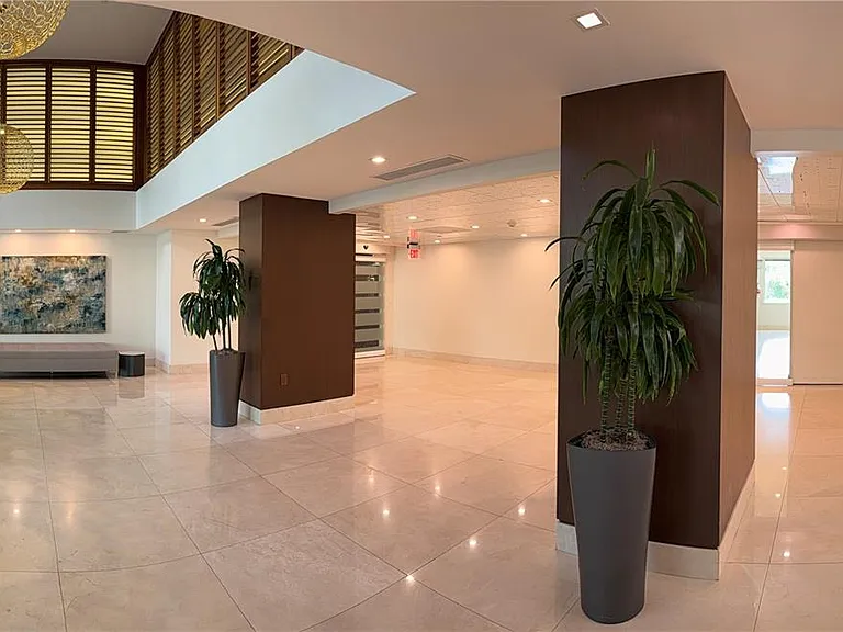 540 Brickell Key Dr #1418 — Photo 24