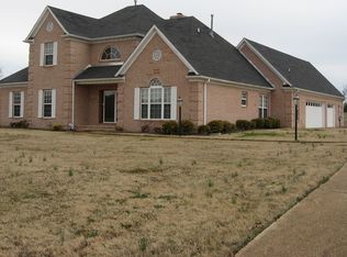 3100 Schaeffer Dr, Eads, TN 38028