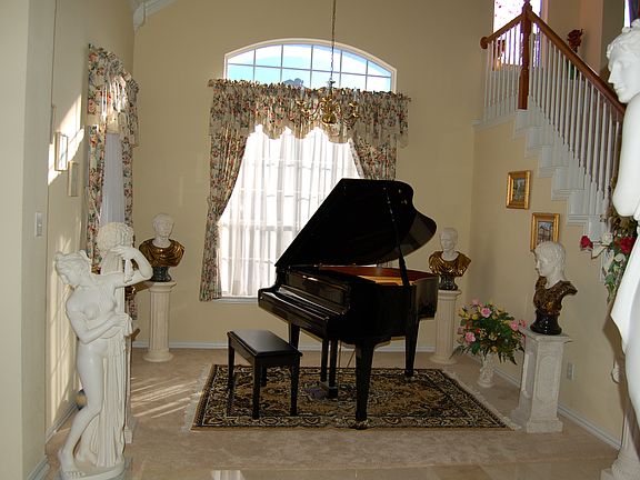 4th image of 5602 Remington Dr