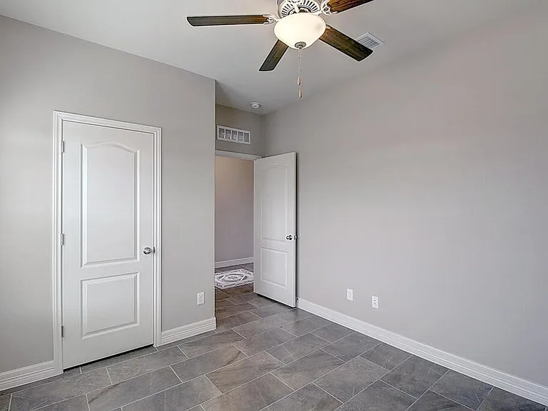 7530 Sable Creek Dr — Photo 57