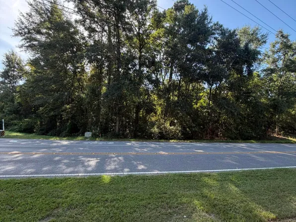 8120 Daisy Vestry Rd, Biloxi, MS 39532