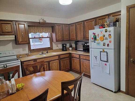 4th image of 2215 N 37th St #2217