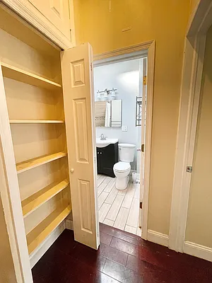 Rented by Compass | media 27