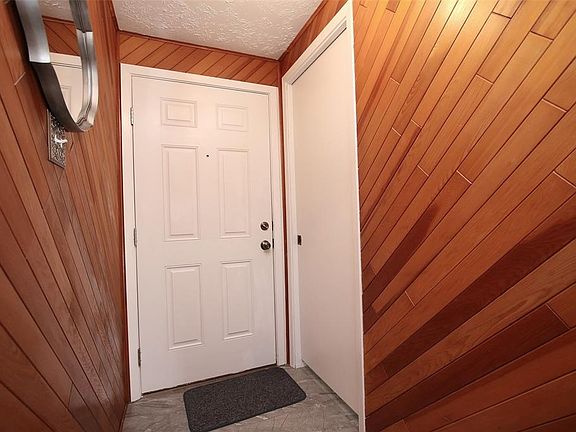 Beautiful hardwoods in the front hall, must see in person to appreciate.