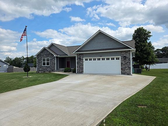 4th image of 729 Colby Cir