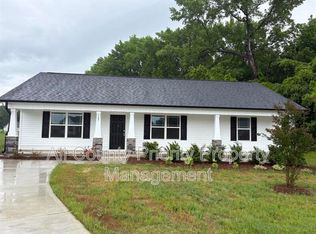 107 Faucette Dr, Selma, NC 27576
