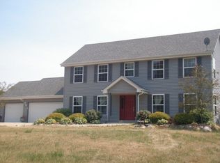 W8833 Territorial Rd, Whitewater, WI 53190