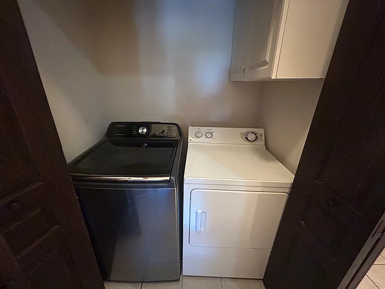 2737 Cleveland St #211 — Photo 9