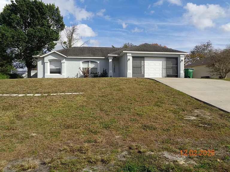 2610 Groveland Ave — Photo 1