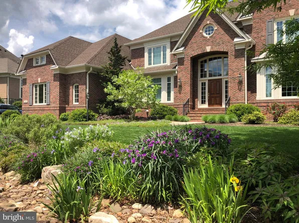 20409 Crimson Pl, Leesburg, VA 20175