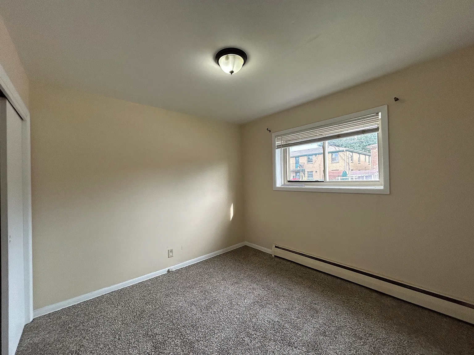 3909 S 20th St — Photo 4