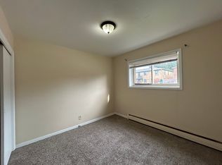 3909 S 20th St #L, Milwaukee, WI 53221