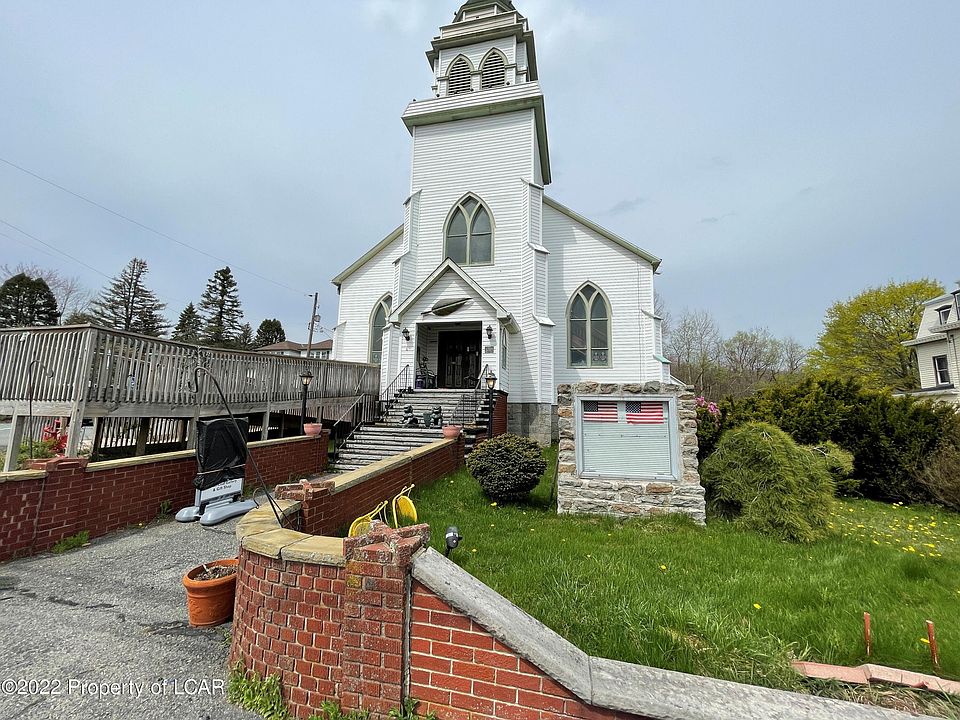 121B Berwick St, Beaver Meadows, PA 18216 MLS 224955 Zillow