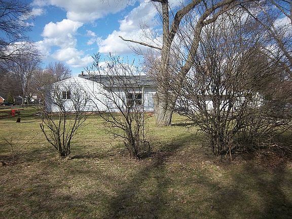 view from road - side yard