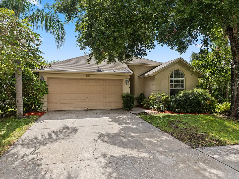13416 Sunvale Pl
