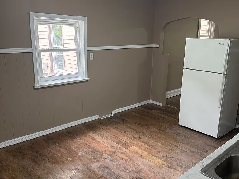 937B Koehler Ave — Photo 2