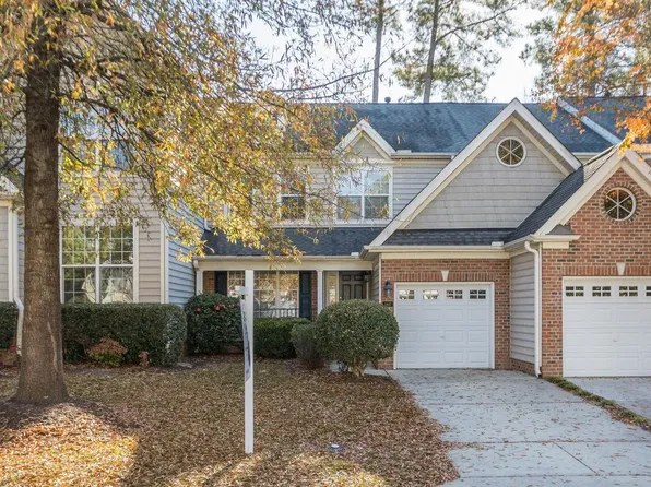 9417 Oglebay Ct, Raleigh, NC 27617