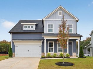 176 Crimson Feather Dr, Jefferson, GA 30549