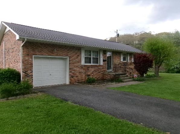 188 Shadetree Cir, Princeton, WV 24739