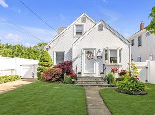 2553 Haff Ave, Bellmore, NY 11710