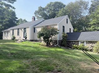 8 Forest Ave, Cohasset, MA 02025