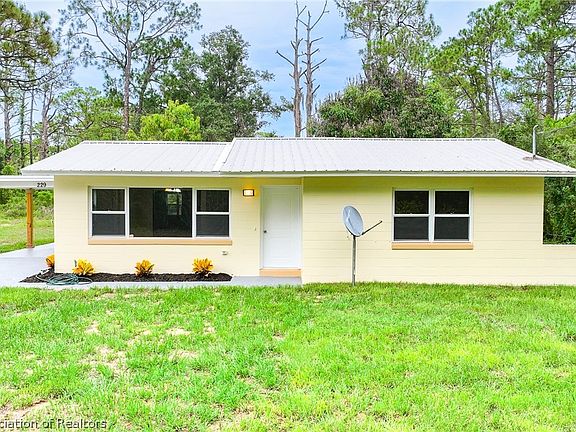 3rd image of 229 Harmony Ct