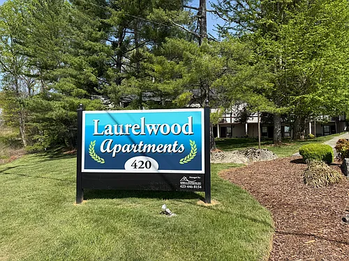 Laurelwood Apartments Photo 1