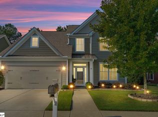 19 Lucerne Ct, Simpsonville, SC 29680