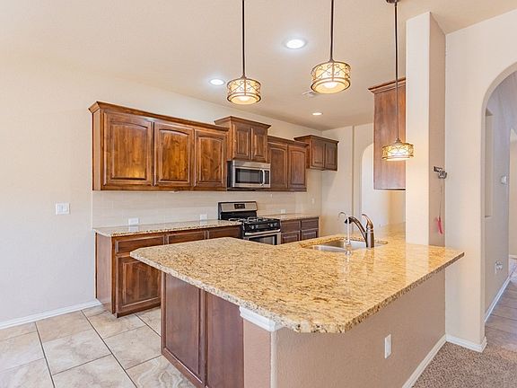 4th image of 1508 San Miguel Ave