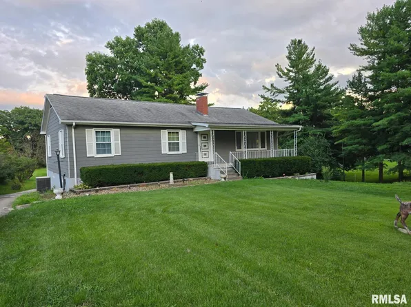 402 Timberlan Rd, Metamora, IL 61548