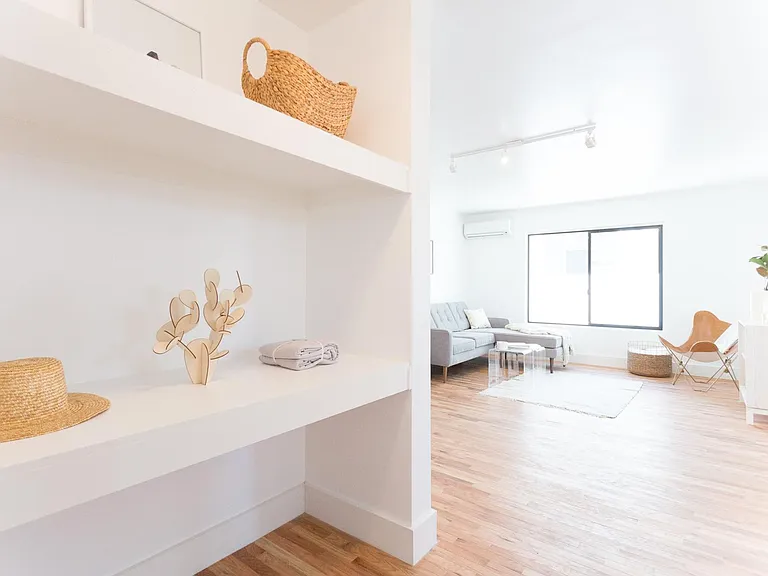 252 S Avenue 18 #2 — Photo 14