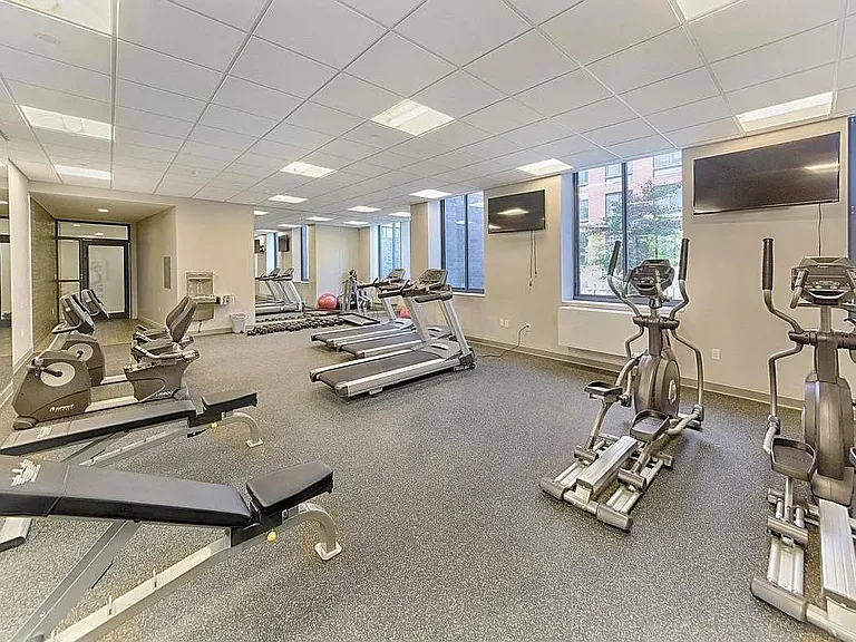 8 Vanderbilt Ave #4G — Photo 19
