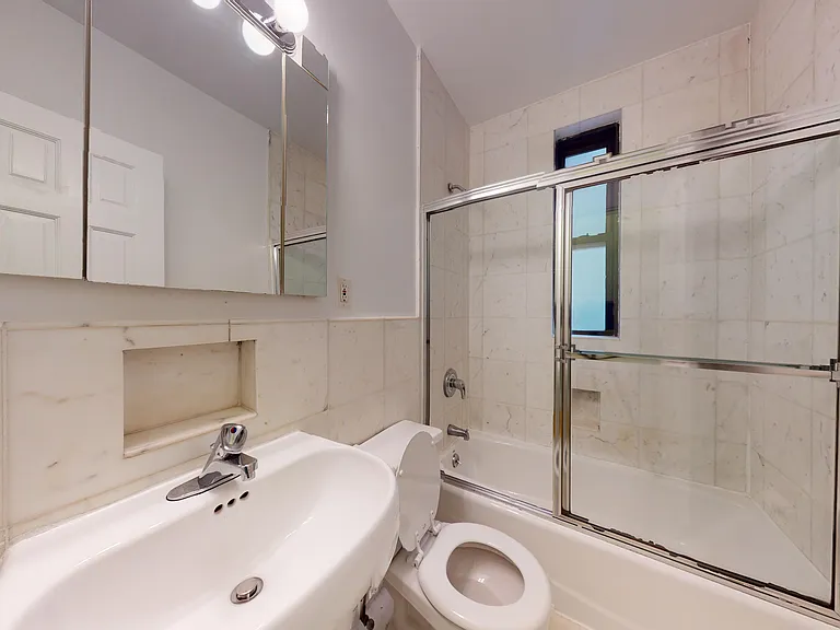 440 E 78th St #1A — Photo 11