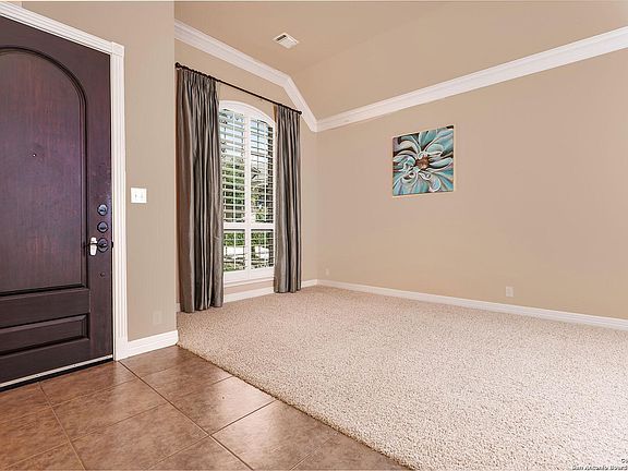 4th image of 16118 Seekers St