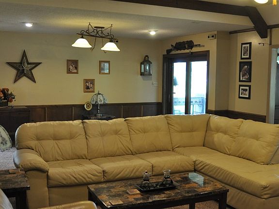 2nd image of 16789 Shady Ln