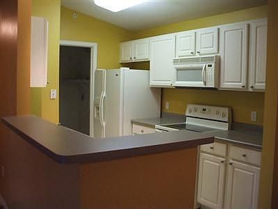 2nd image of 1782 Waterstone Blvd