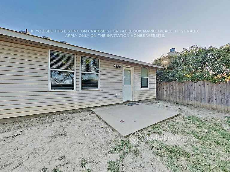 1512 Windy Meadows Dr — Photo 19