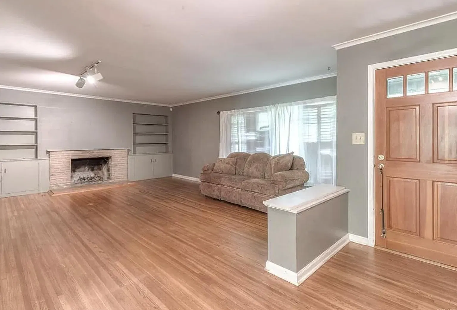 3 bed, 1803 sqft, $2,200 — Photo 4