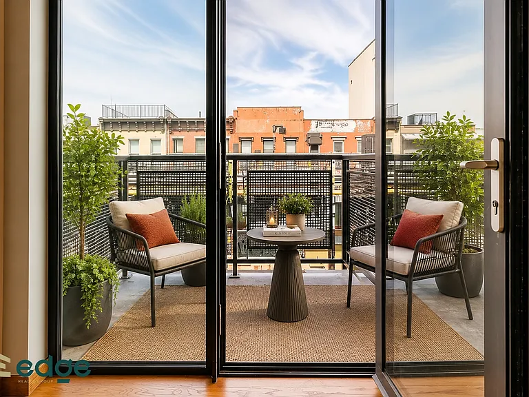 865 Willoughby Ave #6C — Photo 1