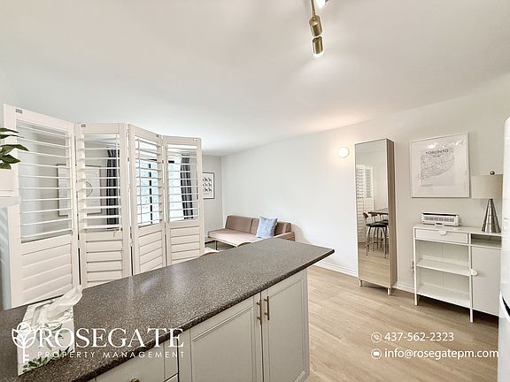 5th image of 123 Woodbine Ave #320
