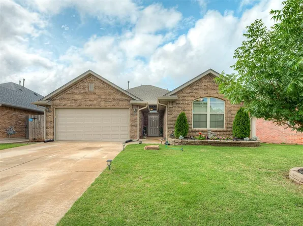 704 N 121st Ter, Oklahoma City, OK 73114