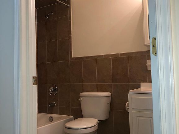 5th image of 153-155 Manchester Pl Floor 1